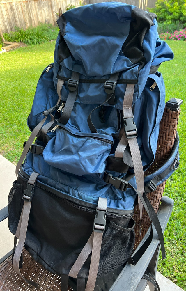 Kelty Red Cloud Multi-Day Backpack Hiking Adjustable Straps Internal Frame