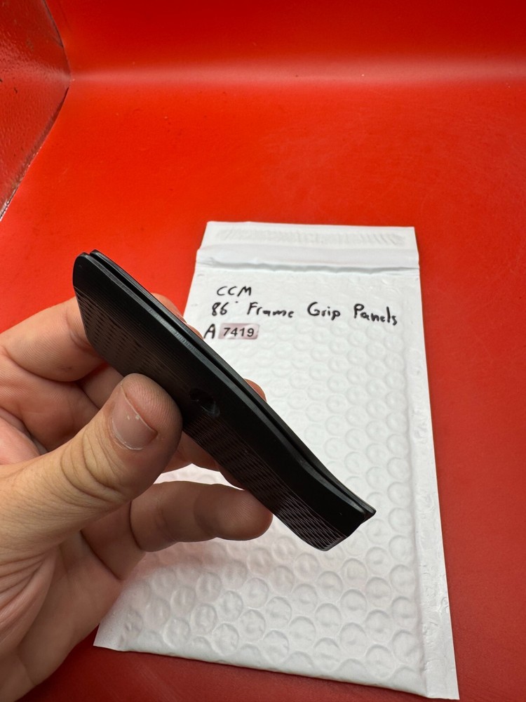 CCM 86° Frame Grip Panels