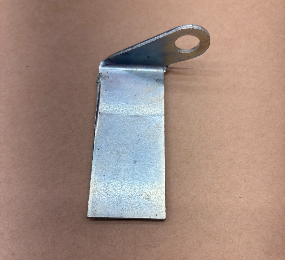 Genuine Volvo 8089686 Replacement Clutch Bracket