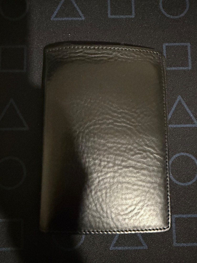 Bennett & Winch Black Passport Wallet