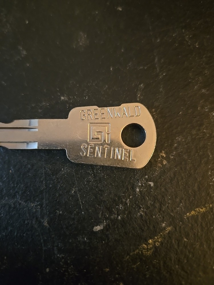 GREENWALD SENTINEL KEY CODED G1164 (3D5)