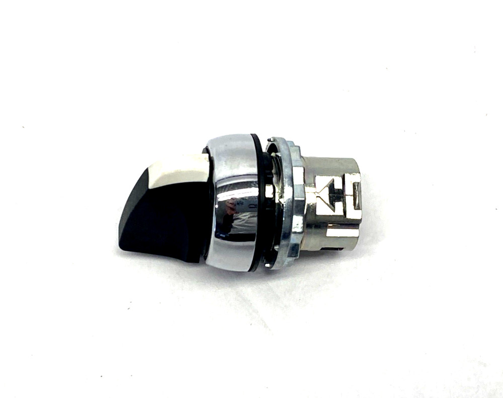 Allen Bradley 800FM-SR22 22mm Selector Switch Operator, 2-Position Momentary