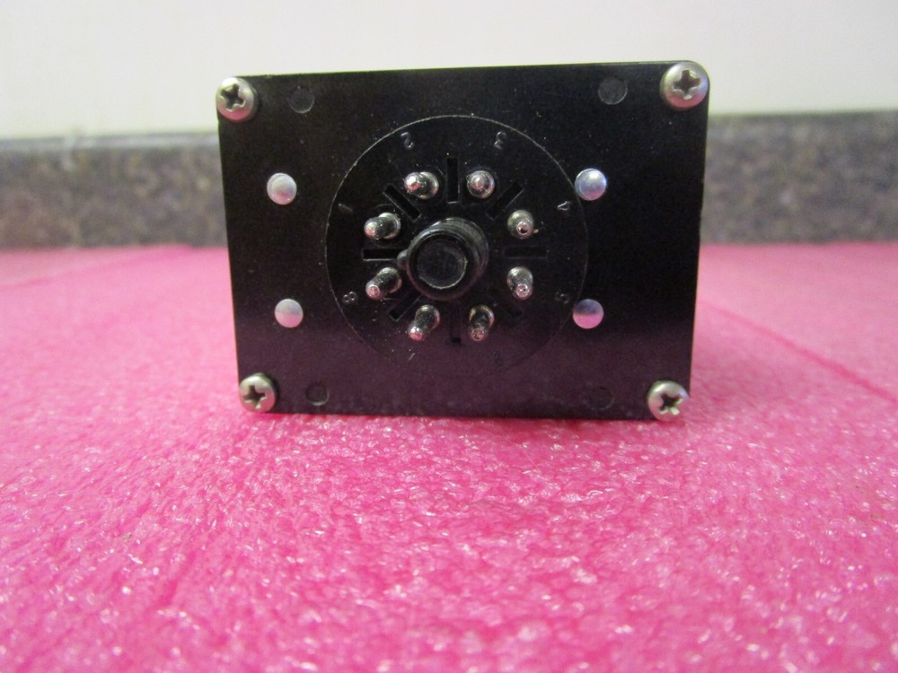 Dayton 5X829E Solid State Time Delay Relay 1.8-180 Sec. Off Delay