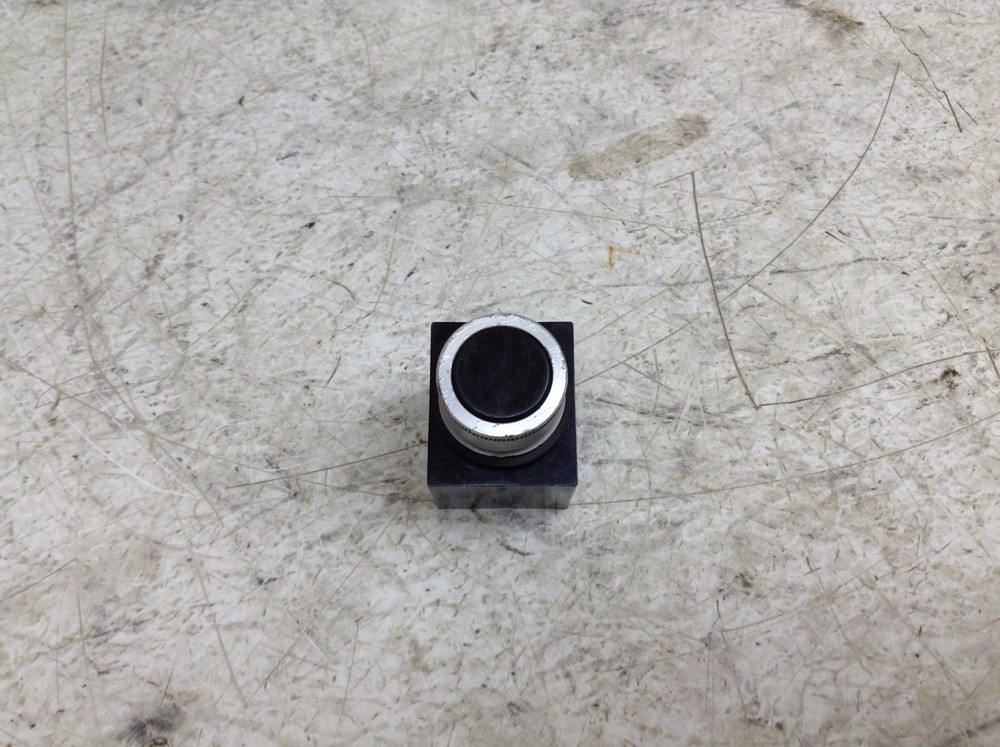 Honeywell MicroSwitch PWP 12 Black Momentary Push Button PWP12