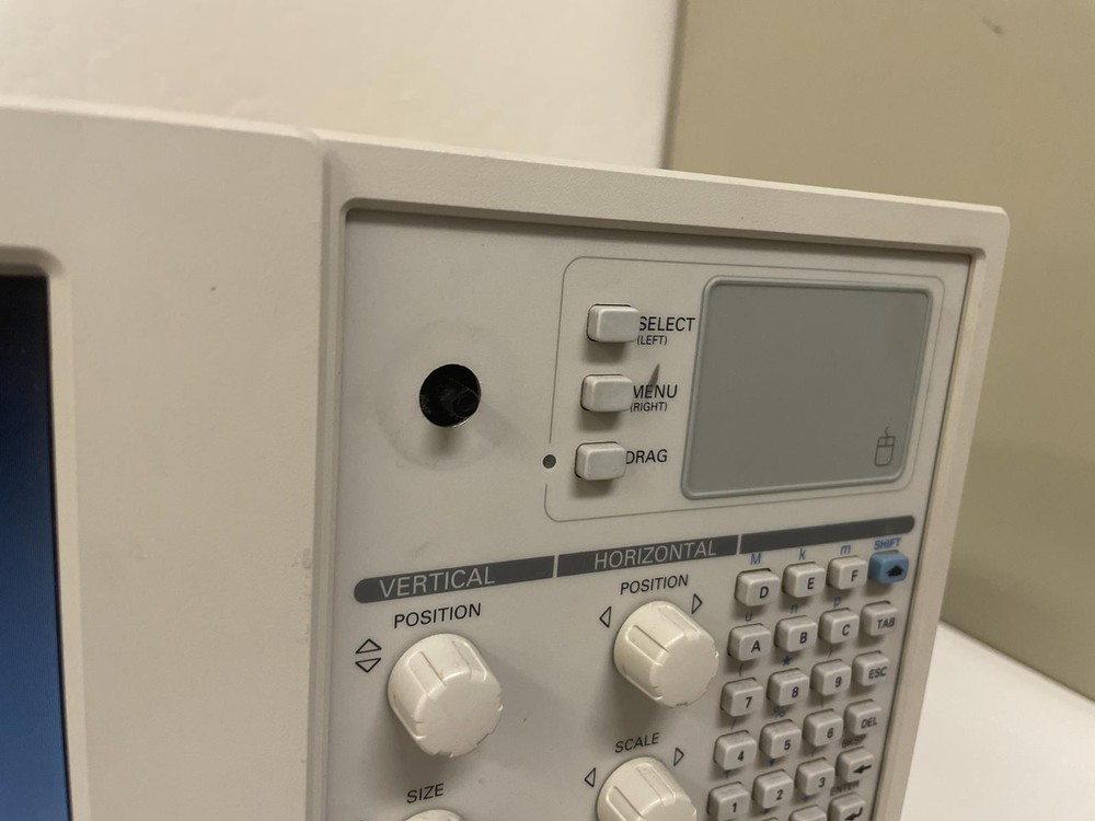 TEKTRONIX TLA 714 LOGIC ANALYZER, NO MODULES