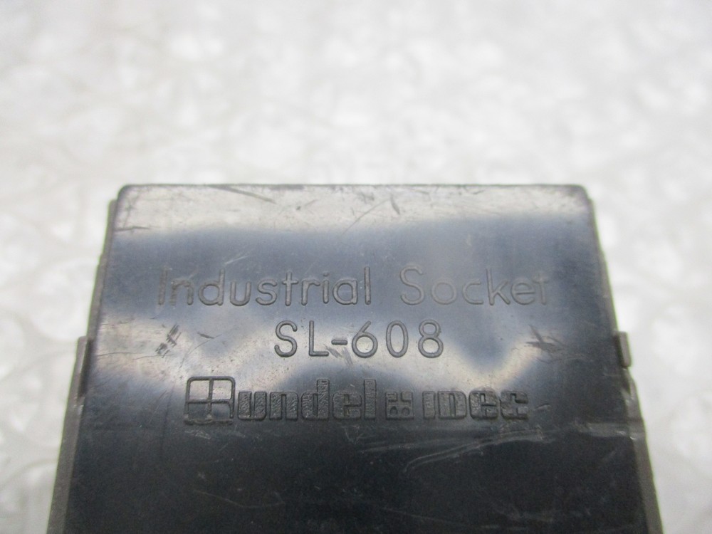 IDEC SL-608 RELAY BASE UNMP