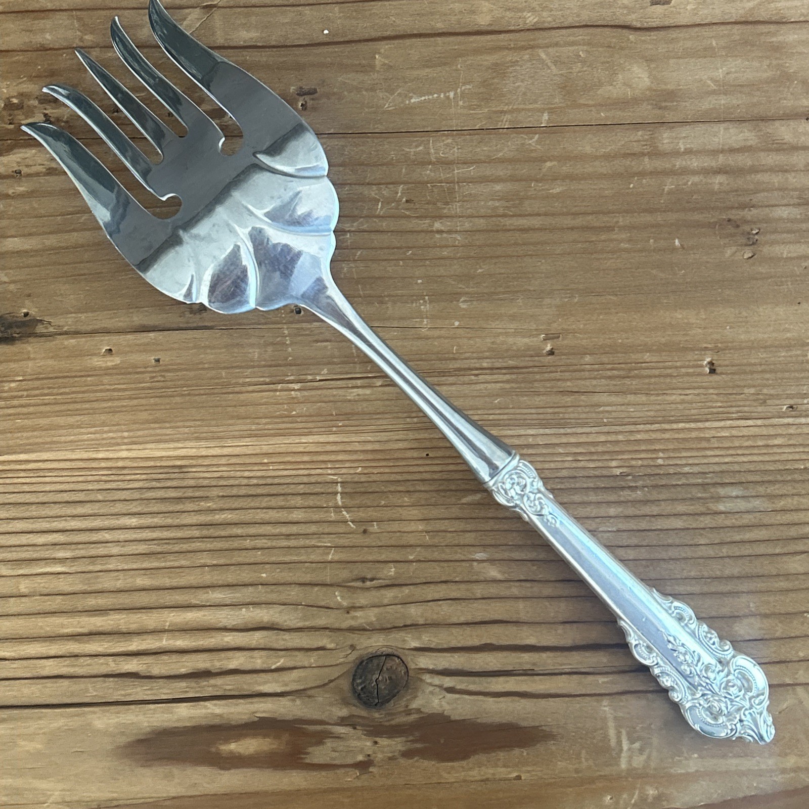 GRANDE BAROQUE Wallace Sterling Silver Large Serving Fork