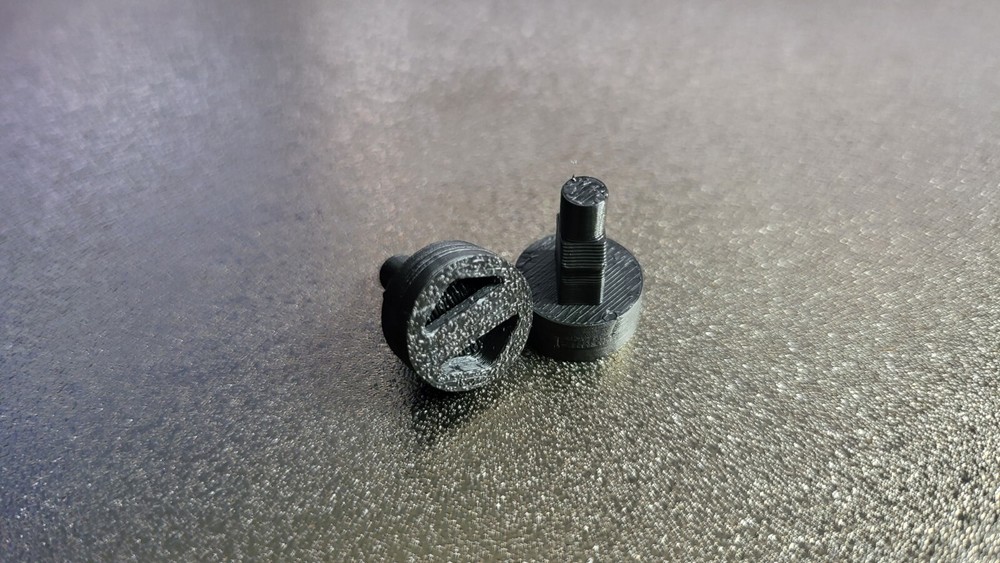 Alfa Romeo Warning Triangle Securing Pins