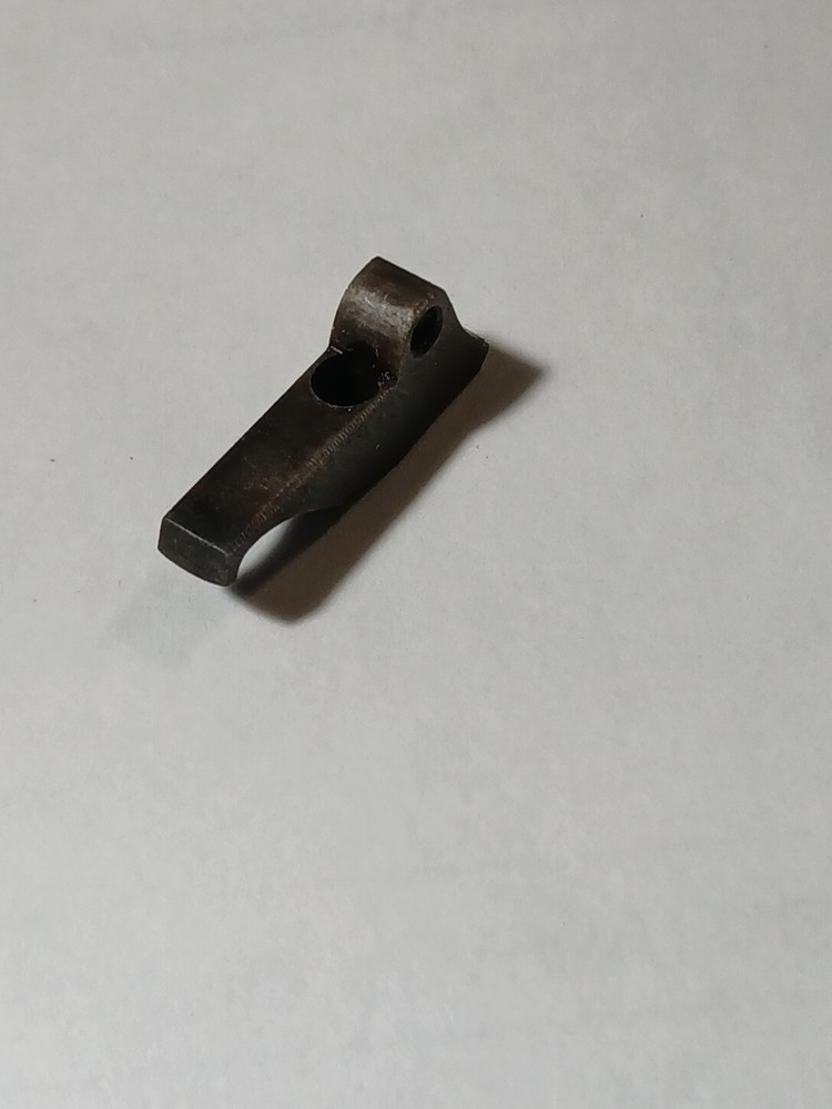 Harrington & Richardson Model 732 Trigger Catch .32 Cal - Hammer Release