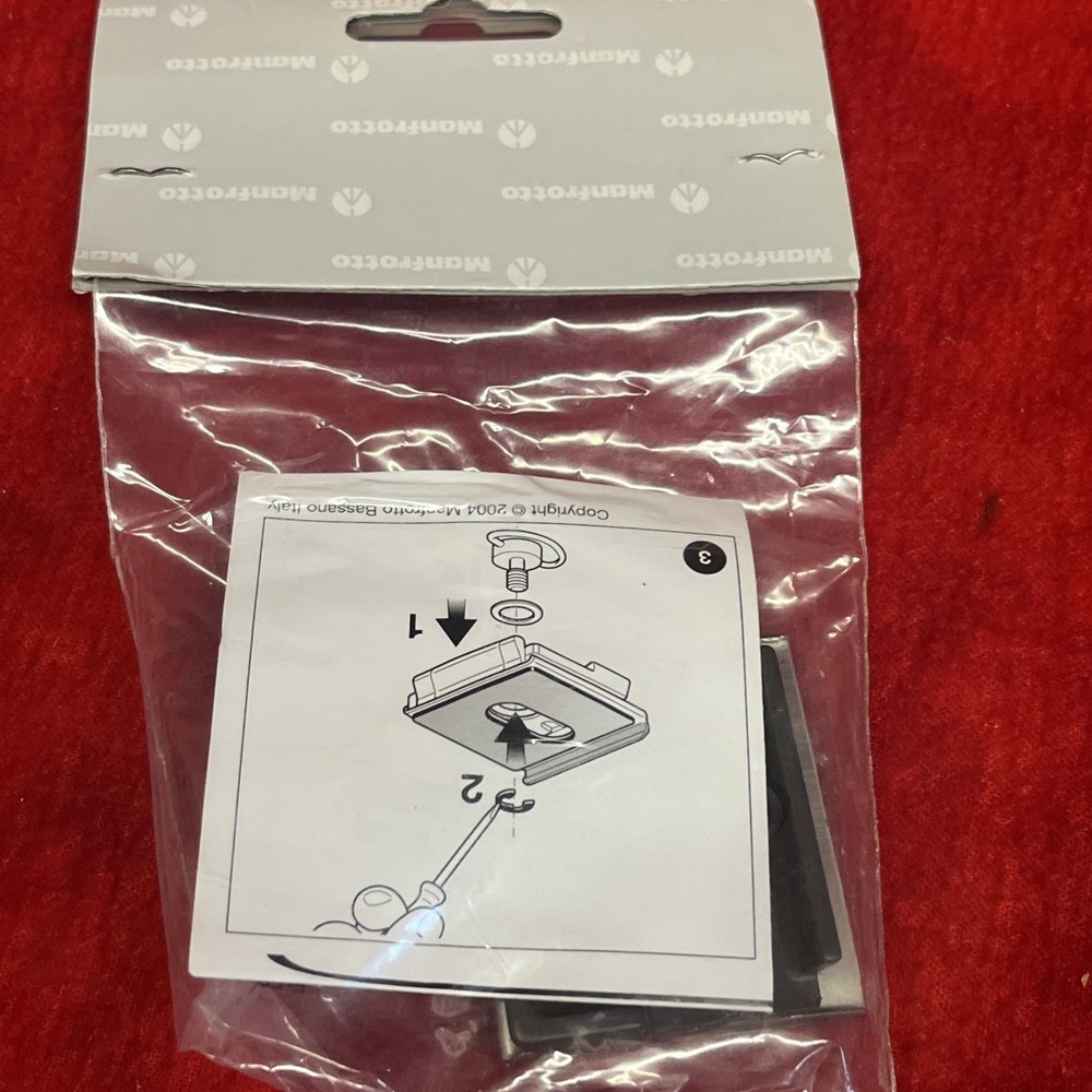 MANFROTTO 3157NR QUICK RELEASE PLATE 1/4" - NEW (t35)
