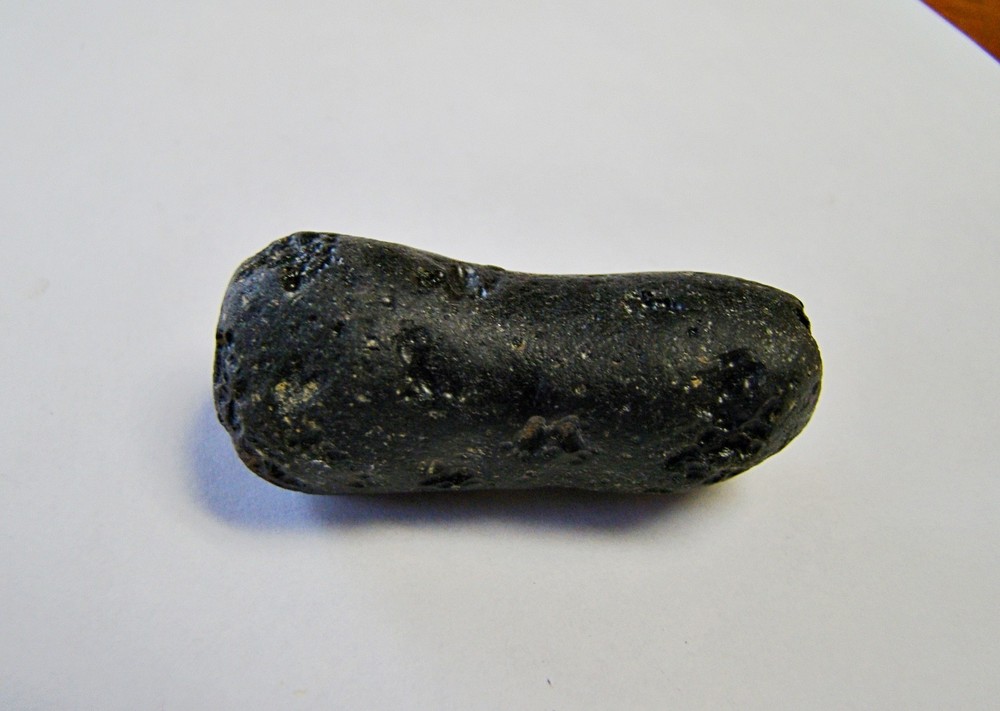 45MM TEKTITE METEORITE  SPECIMEN