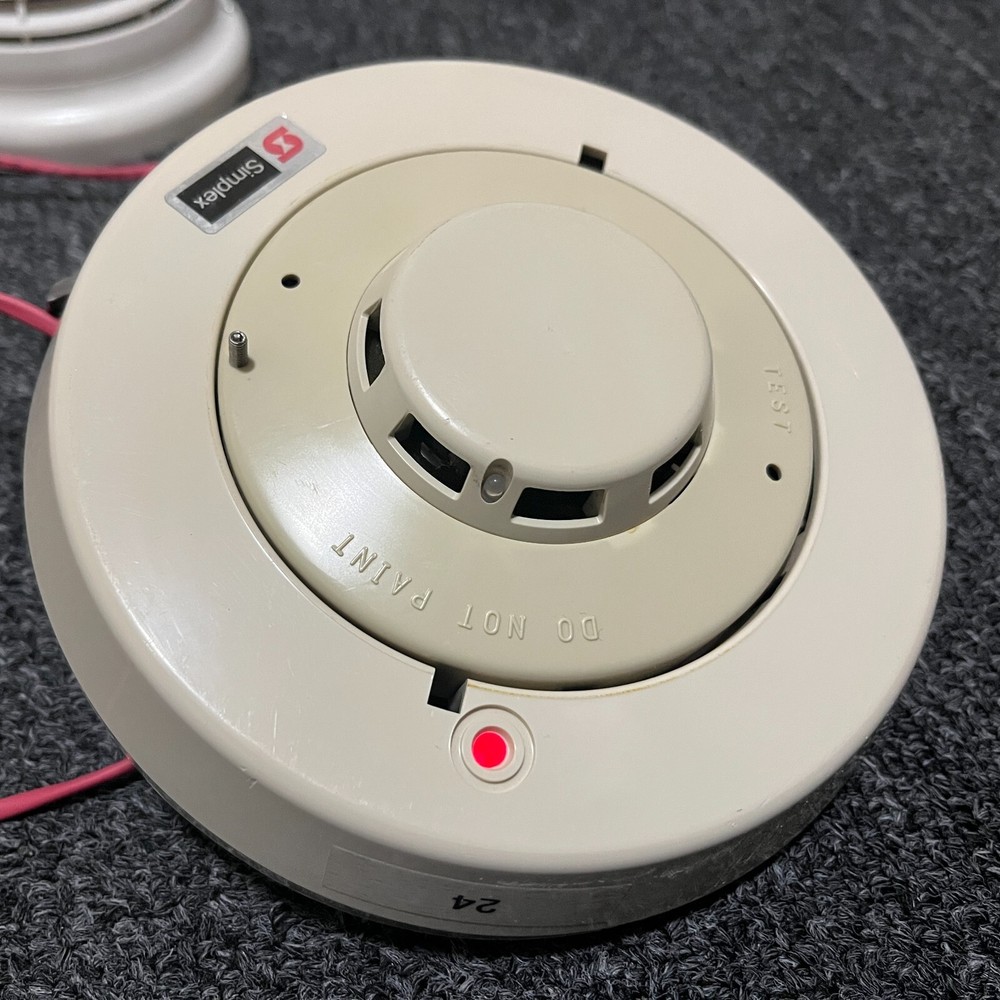 (1x) Simplex 2098-9652 Addressable Smoke Detector Base MAPNET II USED TESTED