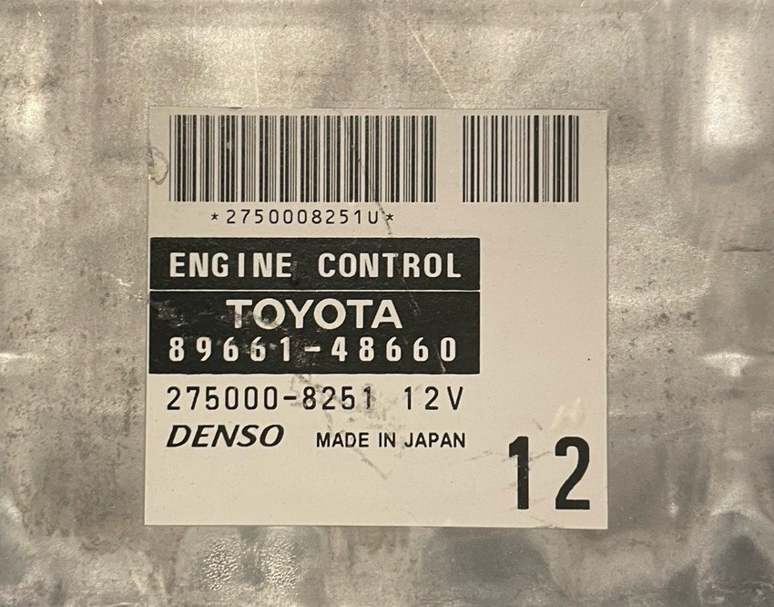 04 Toyota Highlander Engine Computer + Ignition Switch + IMMO Module 89661-48660