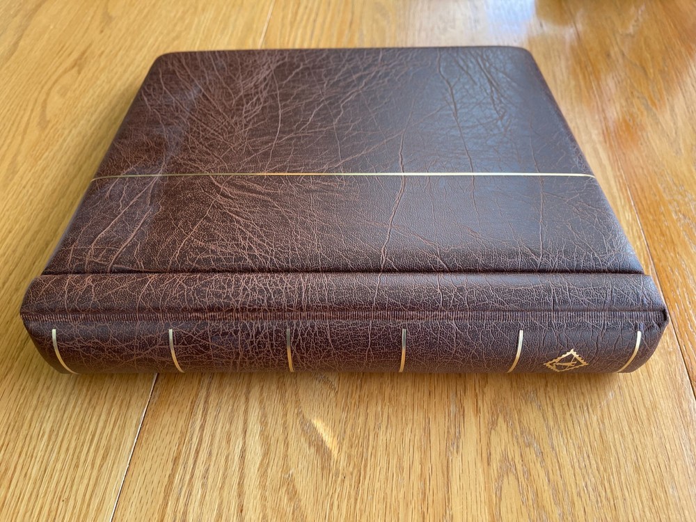 Lighthouse Regular Australia albums with 2-post binder (used)