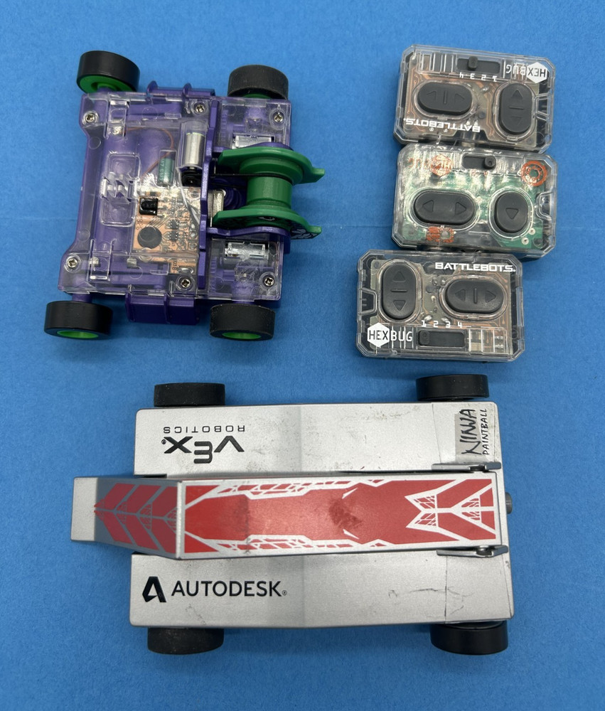 2 Hexbug Battlebots Vex Ninja Parts Bots Battle Robotics Untested + 3 Remotes