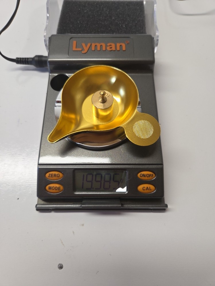 Lyman 1000XP Compact Electronic Reloading Scale In Box