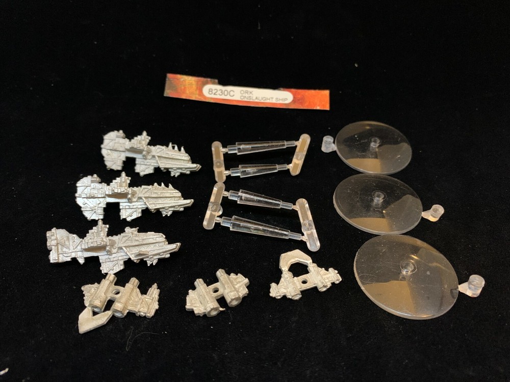 Battlefleet Gothic 8230C ORK ONSLAUGHT SHIP New - No Box OOP