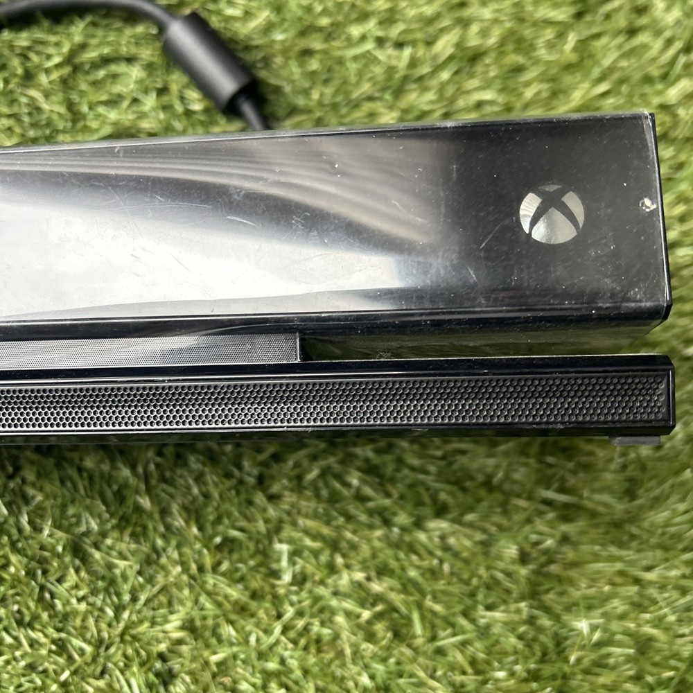 Microsoft Xbox One Kinect Wired Motion Sensor Black Model 1520 OEM