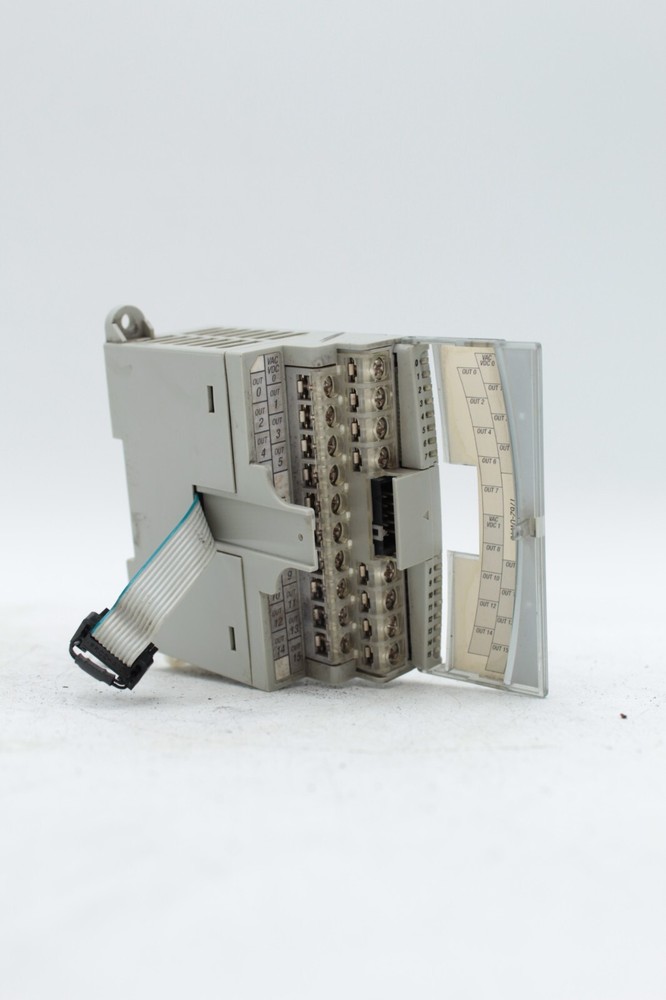 Allen-Bradley 1762-OW16 MicroLogix 16 Point Relay Output Module