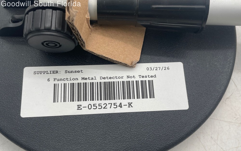 Black Portable Electric Test And Adjustable 6 Function Metal Detector Not Tested