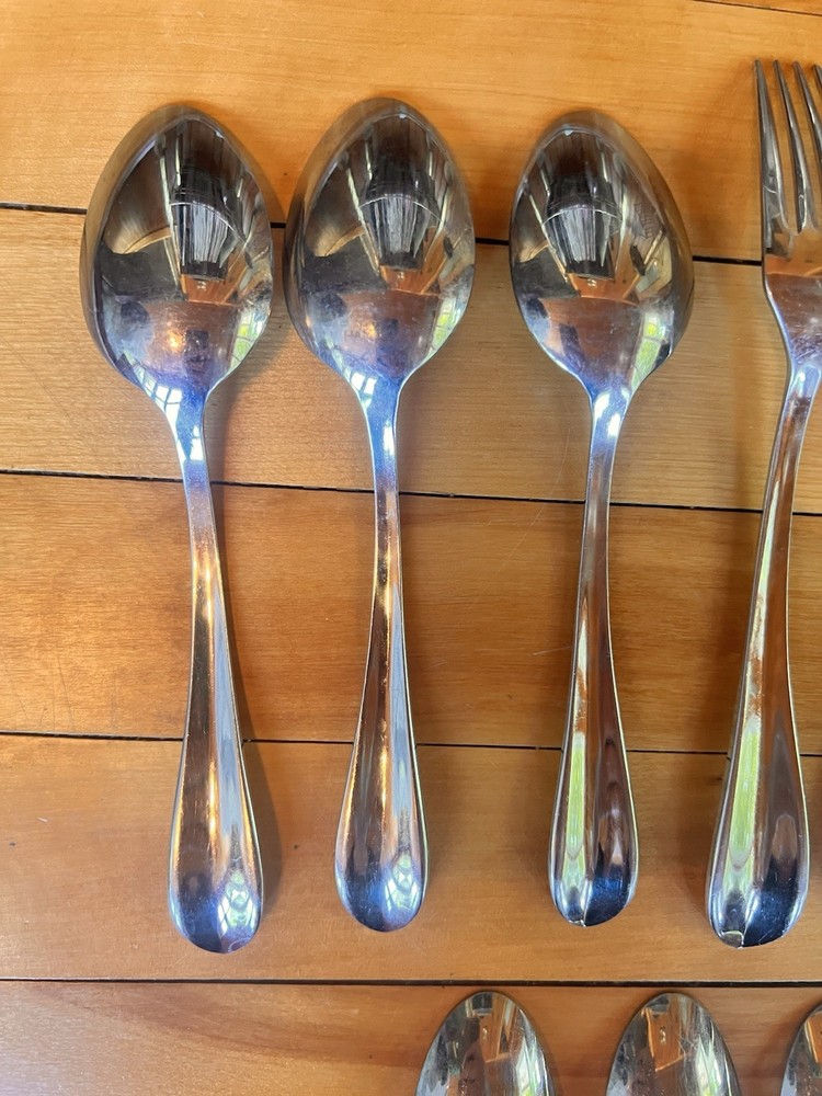 Hampton Silversmiths Argent HSV223 Mixed Flatware Lot 23 Pieces