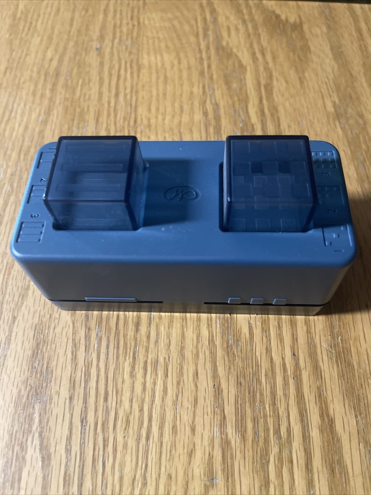 Creative Memories Geometric Multi-Maker Scrapbooking Paper Punch Squares Lines