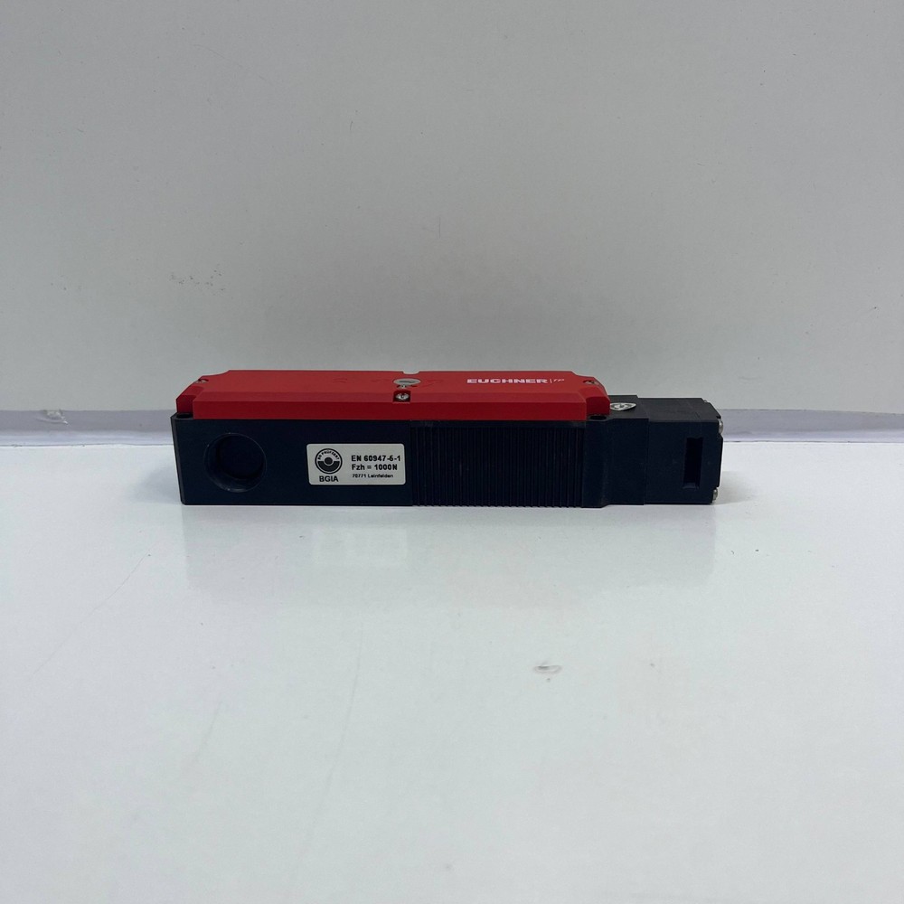 NEW EUCHNER TP1-528A230M SAFETY SWITCH, UK#285