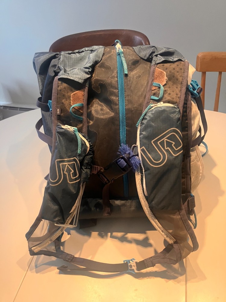 Ultimate Direction Lightweight Roll top Backpack. Skimo Glacier Vest, S/M