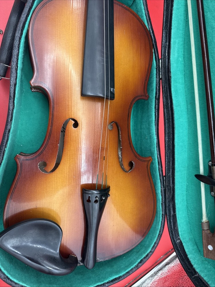 Bestler Violin w/Bow, Case, Extra Strings