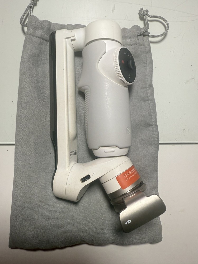 Insta360 Flow Gimbal Stabilizer For Smartphone