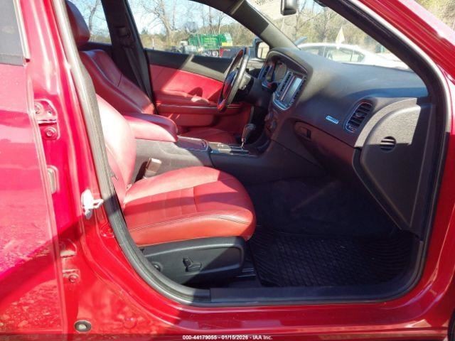 CHARGER 2012 Glove Box 4976587