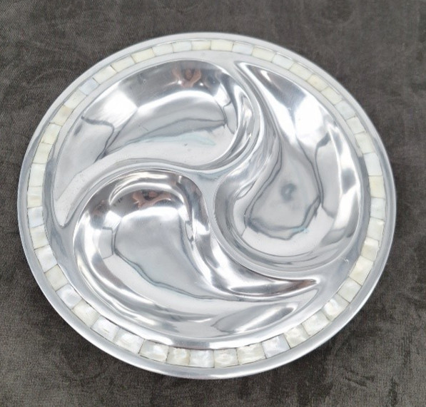 Towle Silversmith 12" Divided Bowl Mother of Pearl inlaid edge Made in India