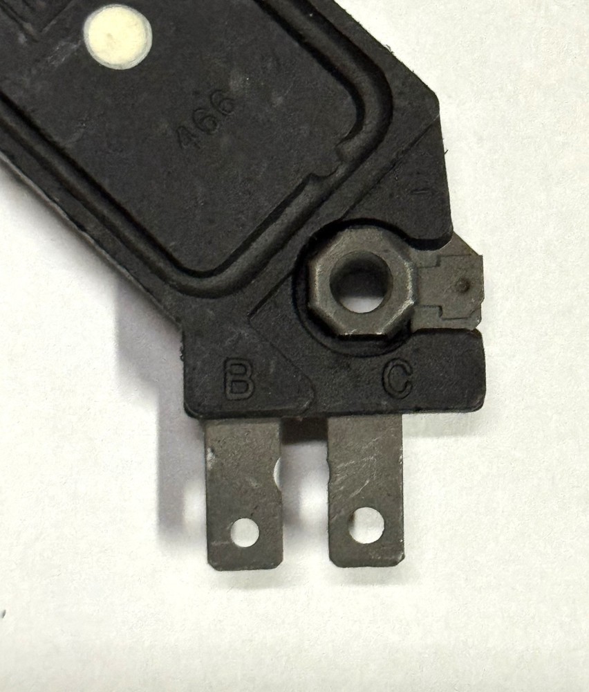 NOS OEM GM Ignition Module #D1918 (1894308)