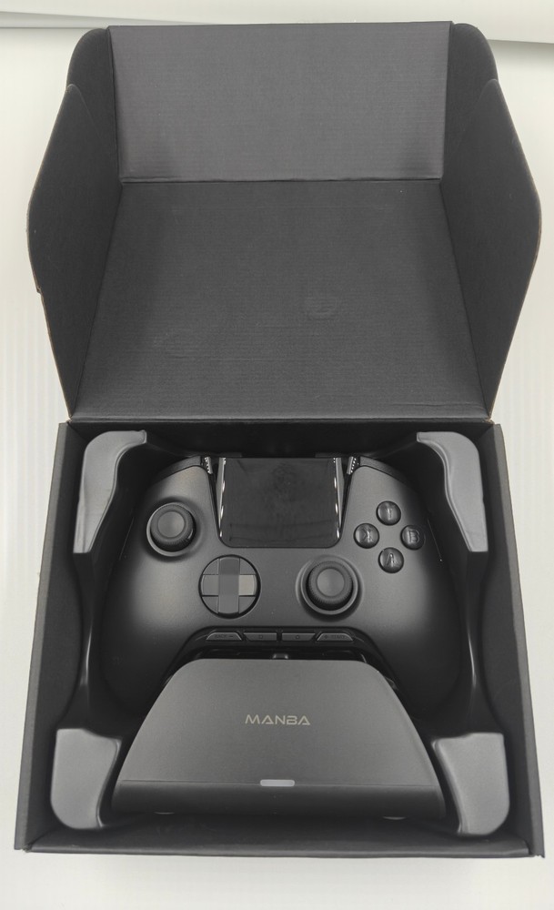 ManbaOne Interactive Screen Wireless Gaming Controller w/Charging Dock