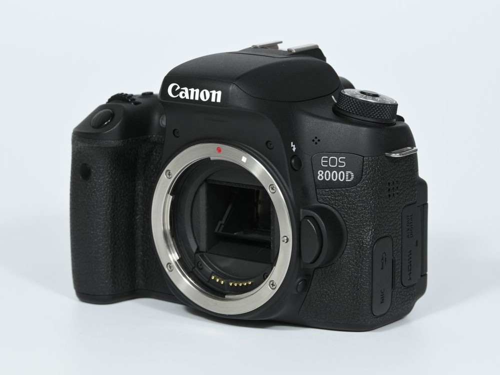 Canon EOS 8000D Lens Kit 《Shutter Count 5418》 #Y26B24980A