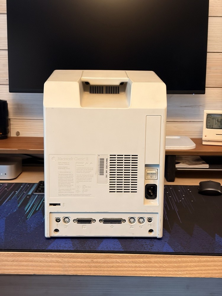 Apple Macintosh Classic II Not Working Needs Caps