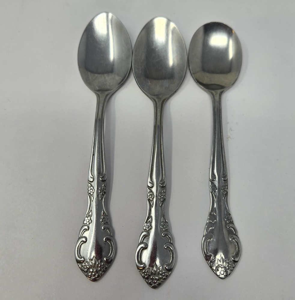 Gibson CLASSIQUE Flatware Teaspoons Oval Dinner & Sugar Spoon -Scroll Floral