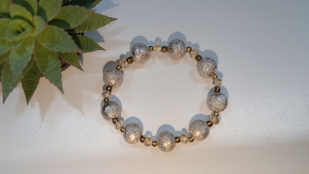 Queen Metallic Gold Bracelet