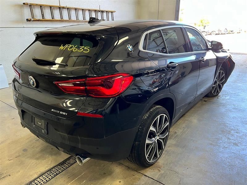 Camera/Projector Camera Windshield Mounted Fits 19-20 X2 2747452