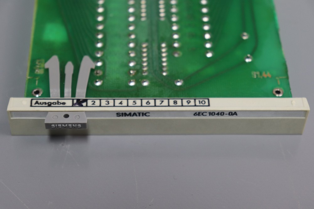Siemens SIMATIC C1 6EC1040-0A 6EC1 040-0A E-Stand:01 Module Used