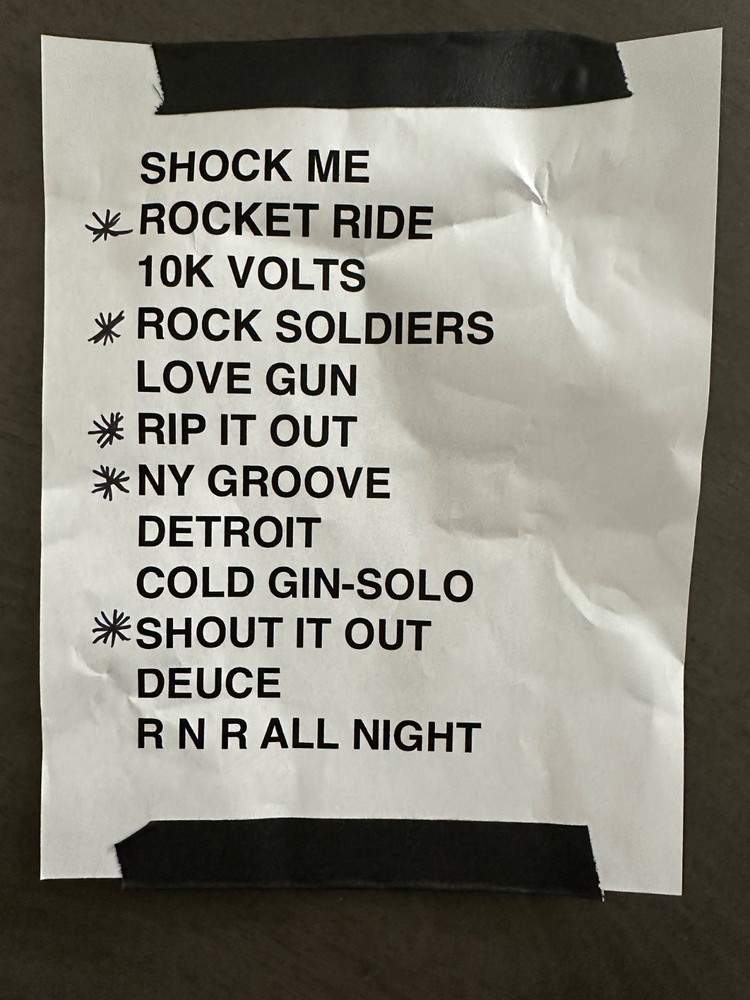 Kiss Ace Frehley Monsters Of Rock Stage Used Set List , Purple Guitar Pick