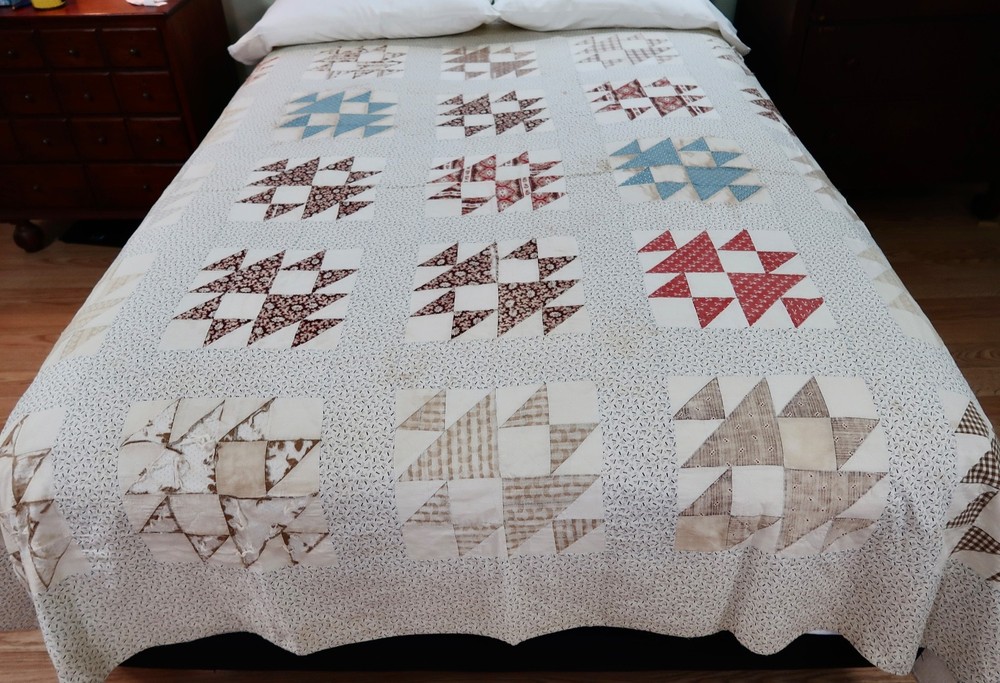 Fox and Geese Antique Quilt