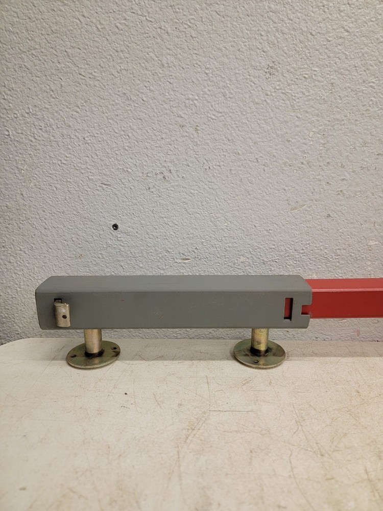 Precision Locking Bar Hardware For Pairs Or Doors No. 1640