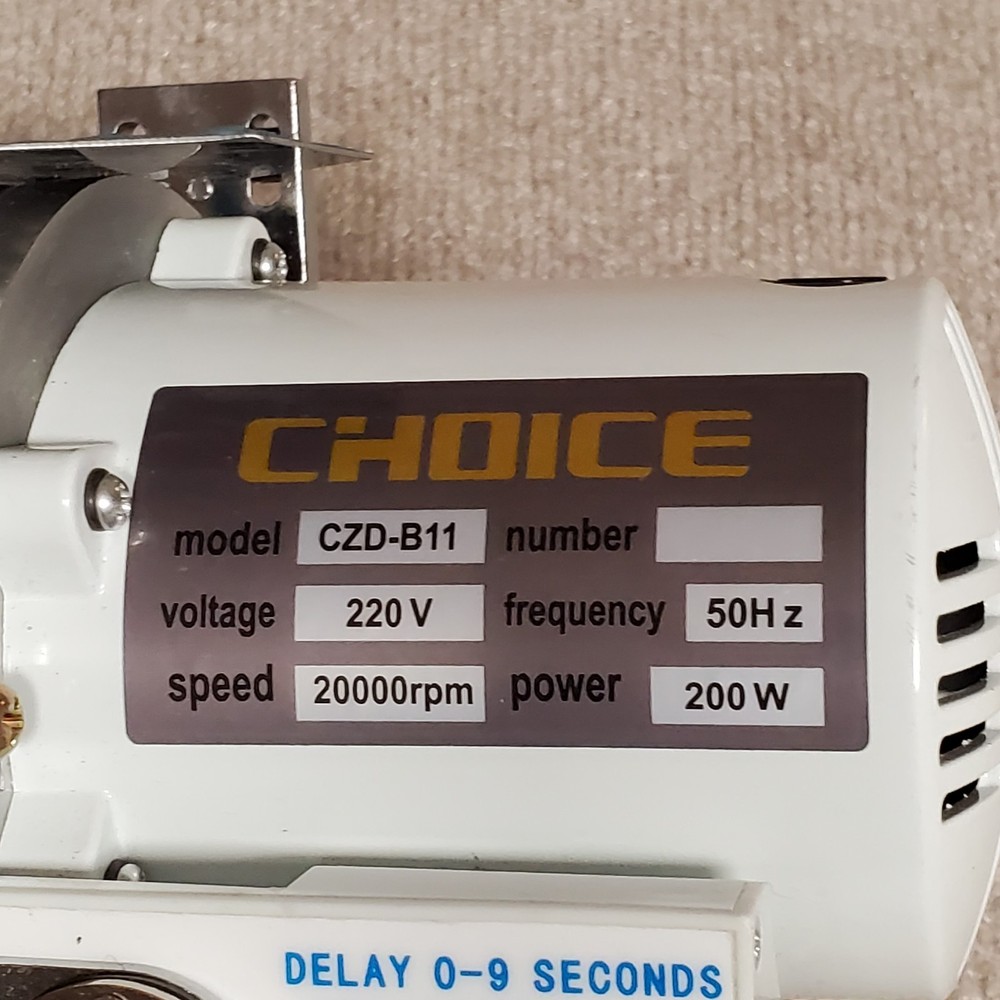 Cloth Cutting Machine High Speed Fabric Cutting Machine *No Track*
