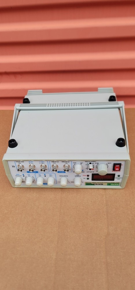 SKMI SK5200 Sweep Function Generator 60MHz Counter