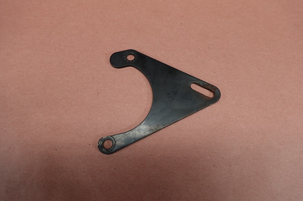 2001-2006 Harley Davidson Electra Glide FLHTCSE Starter Exhaust Header Bracket