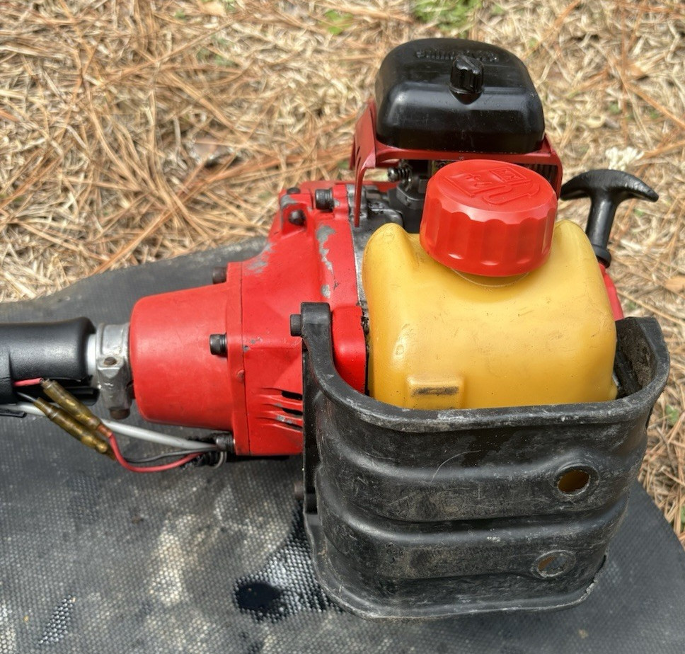 SHINDAIWA 260 TRIMMER.