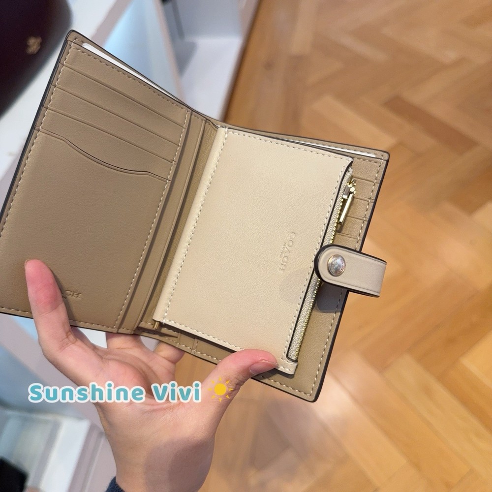 NWT Coach 2-in-1 Wallet Smooth Leather CCL71 oat