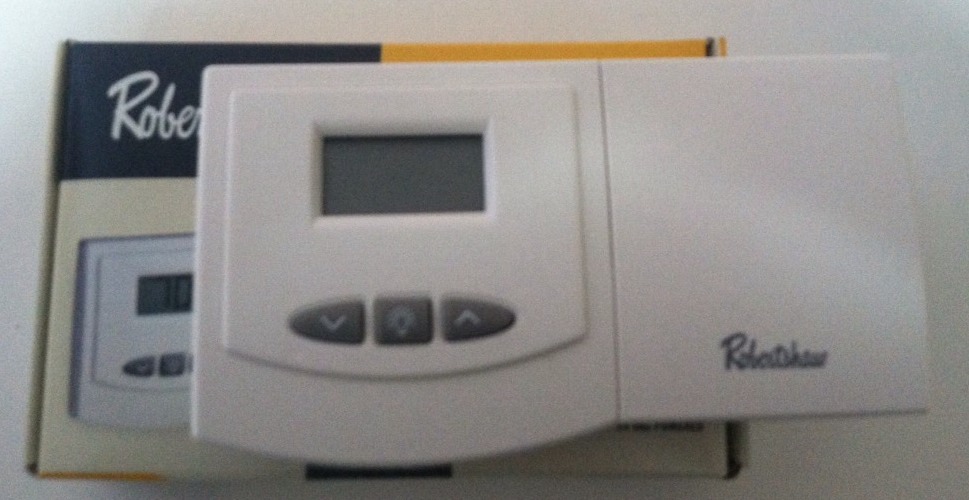 Robert Shaw Digital Thermostat 9401(does not replace 9400!)