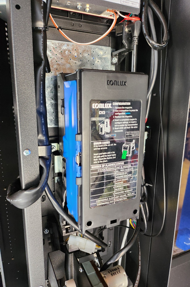 Vending Machine 23-Selection Snack Model #3573